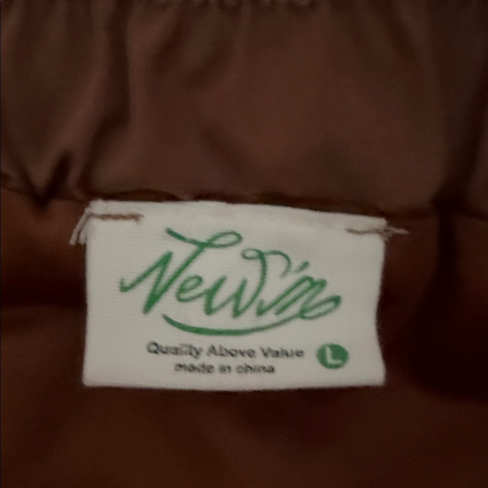 Brown Athletic Shorts, women’s size large - Picture 5 of 5